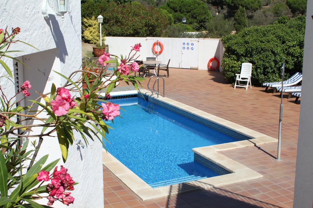 Hotel Port-Lligat Cadaques Exterior photo
